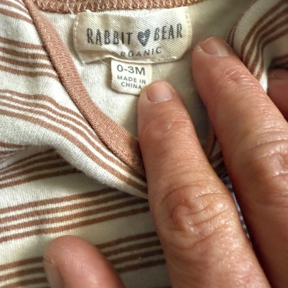 Rabbit + Bear Bear and Stripe baby Bodysuit Set- 0-3 months - Picture 3 of 3